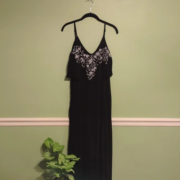 chinese dress ladies Rue 21 black tiered lace mini skirt with studded “belt” – Fallen Angel main image 1